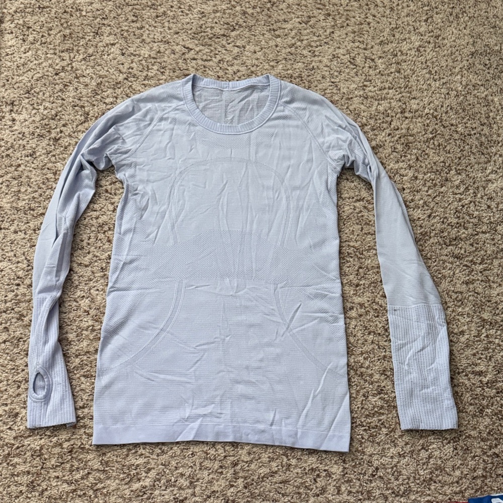 Lululemon Athletica Light Gray Long Sleeve Top